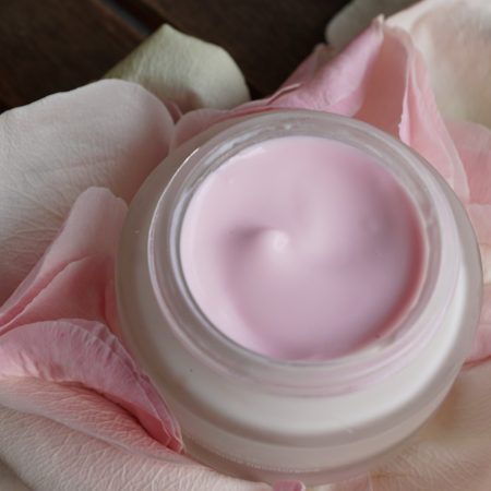 cosmetics-cream-roses-4920176 cosmetics, cream, roses-4920176.jpg